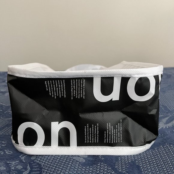 Lululemon white & black small reusable tote bag - Picture 6 of 6